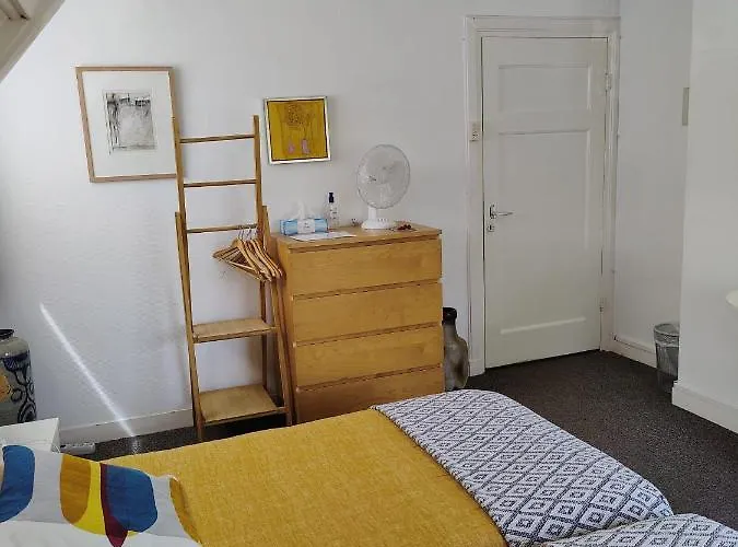 Art Gallery 274 * Άπελντουρν